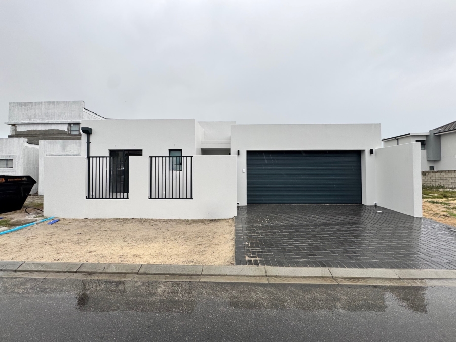 4 Bedroom Property for Sale in Sandown Western Cape